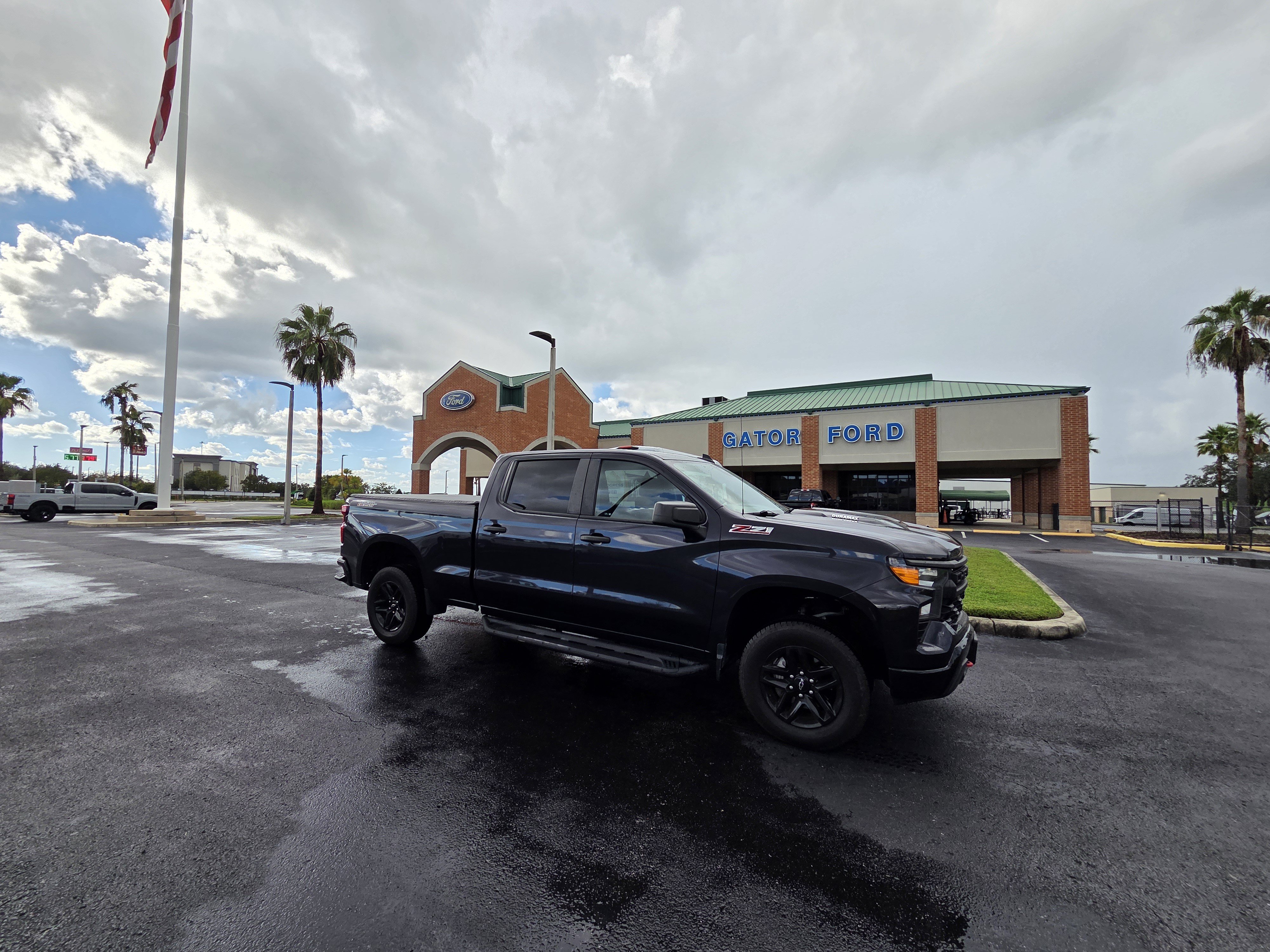 chevrolet silverado 1500 2022 3GCUDCET2NG562060 image chevrolet silverado 1500 2022 3GCUDCET2NG562060 image